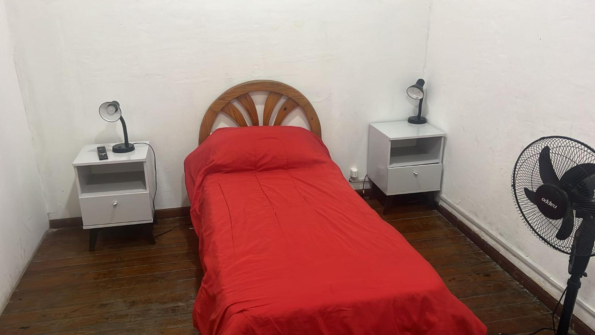 Montevideo Port Hostel Phòng bức ảnh