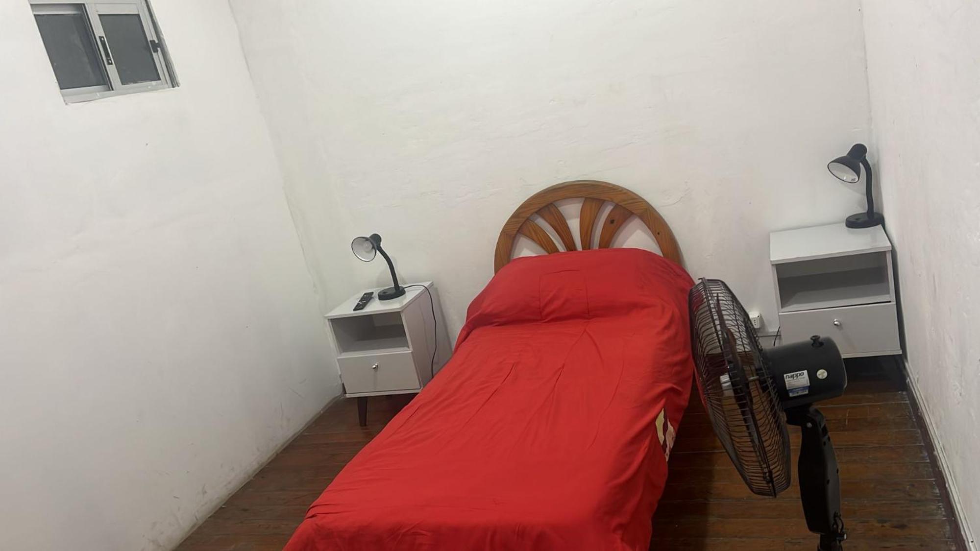Montevideo Port Hostel Phòng bức ảnh
