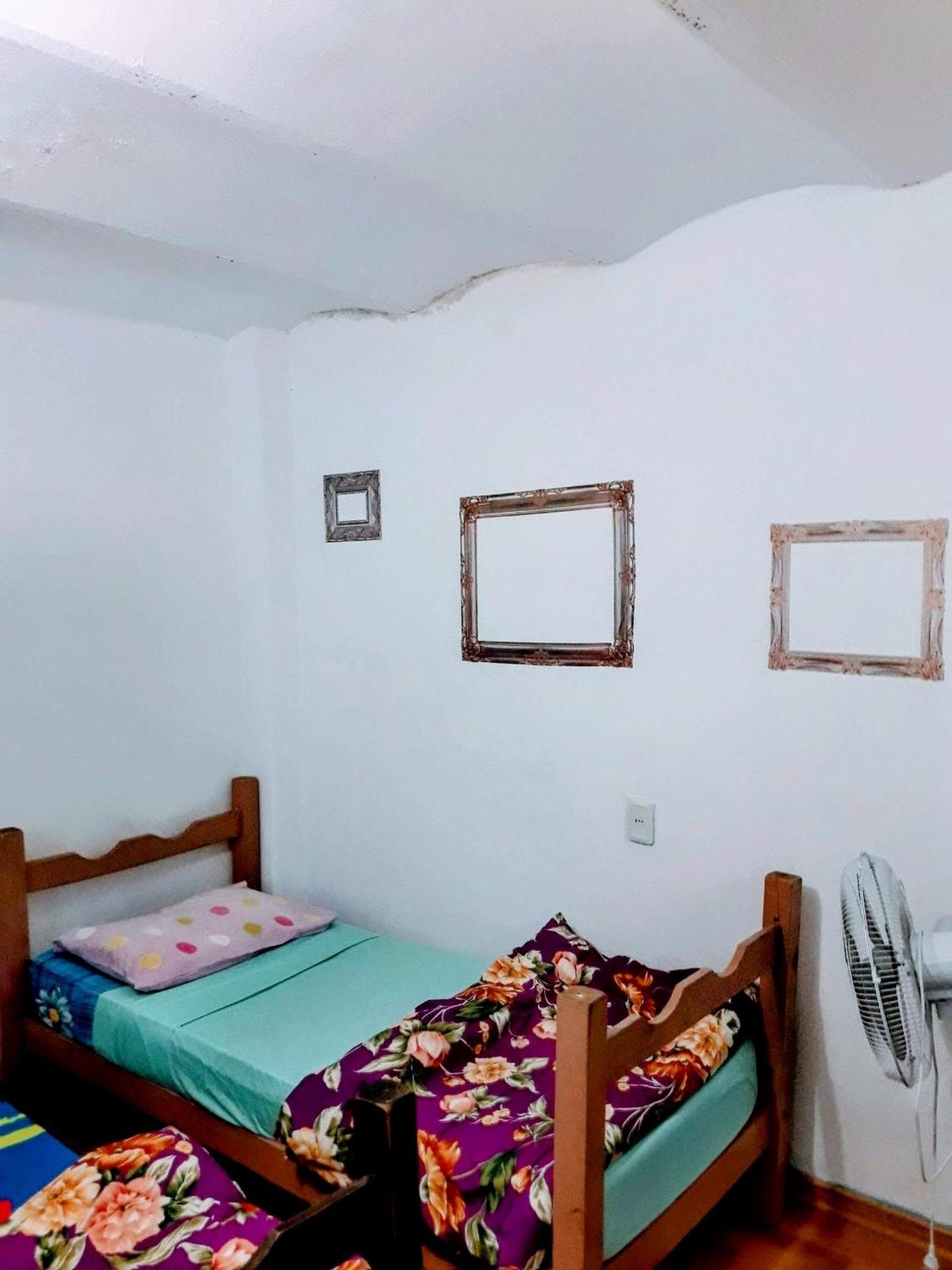 Montevideo Port Hostel Phòng bức ảnh