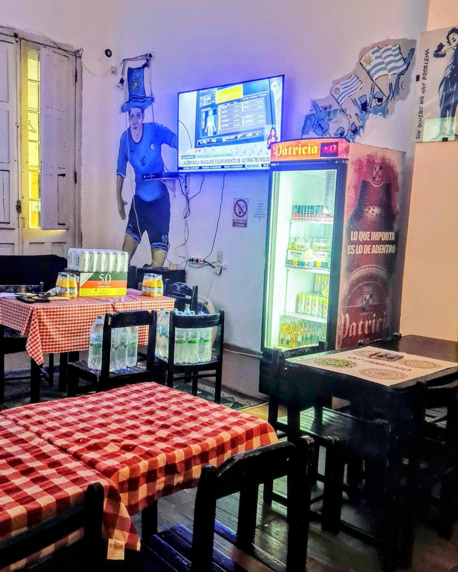 Montevideo Port Hostel Phòng bức ảnh