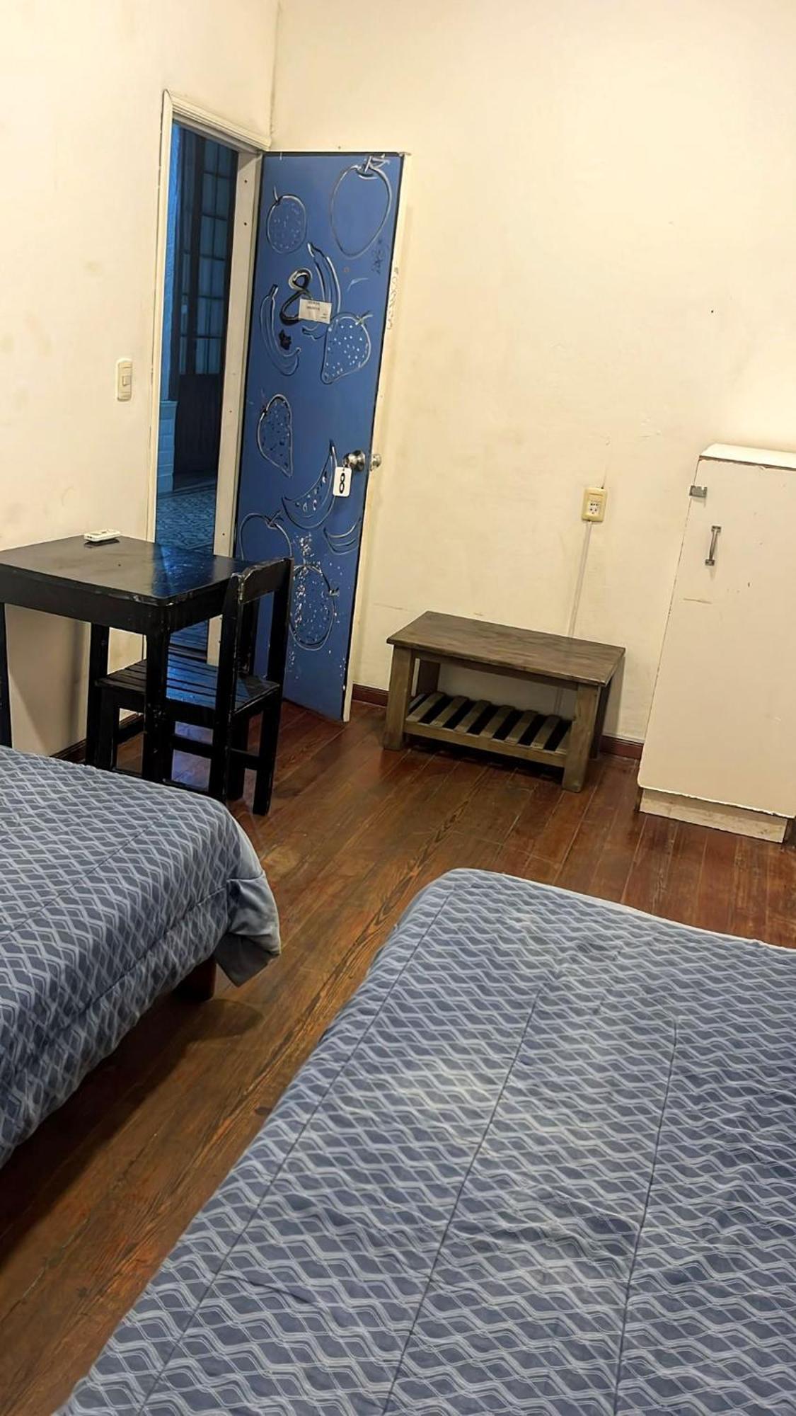 Montevideo Port Hostel Phòng bức ảnh